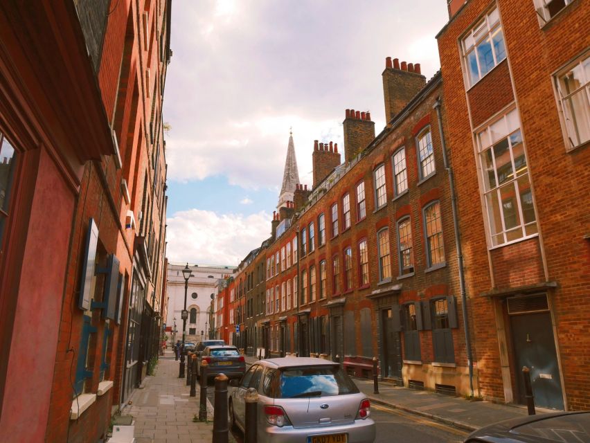 London: Jack The Ripper Tour with Ripper-ologist - Ending near Spitalfields Market and the Ten Bells