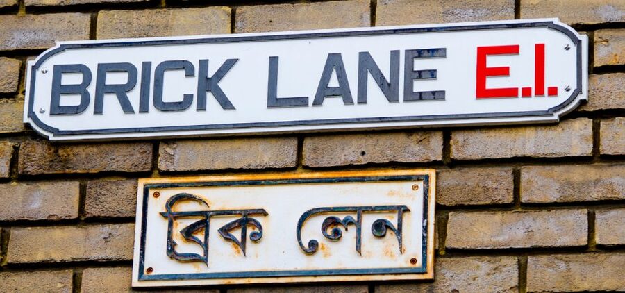 London: Jack the Ripper Walking Tour with an App - Ten Bells Spitalfields Pub and Spitalfields Market