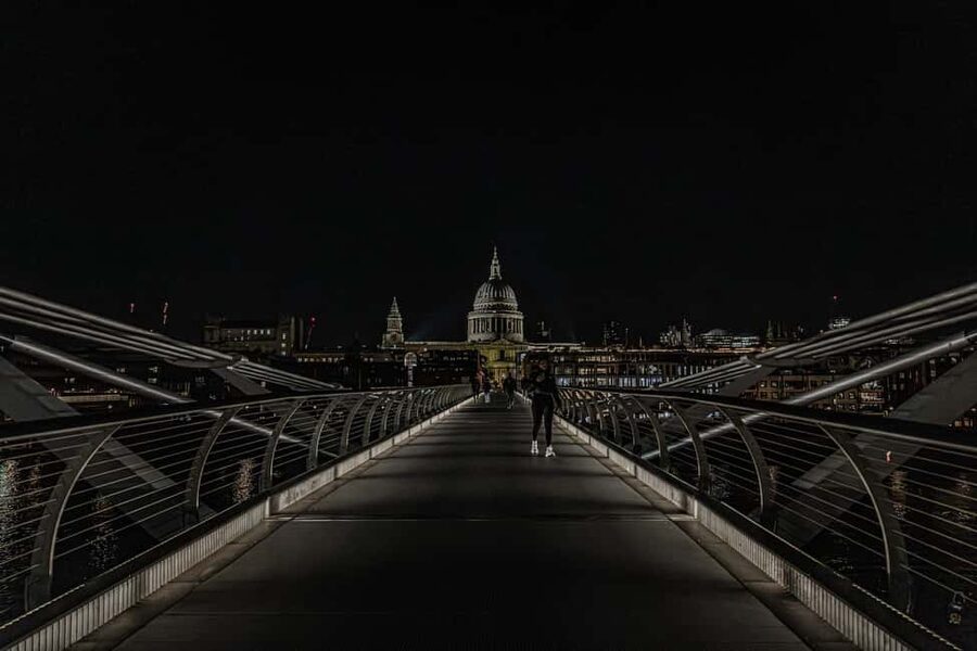 London Night Walking Tour: Ghosts & Haunting Legends - Key points to know before you book