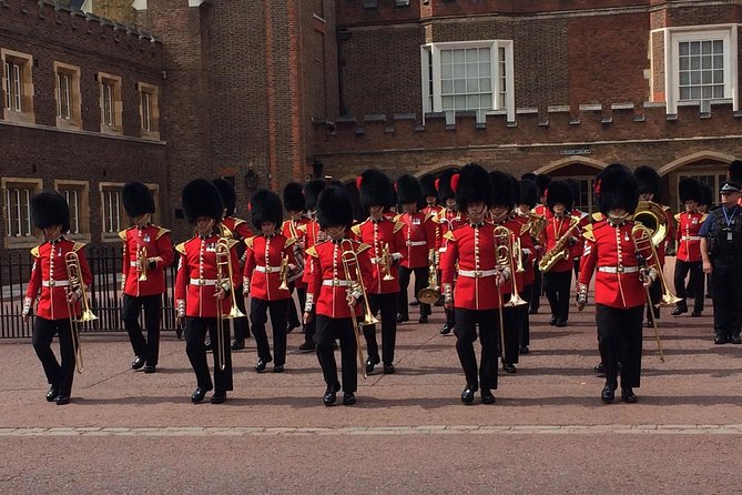 London's Scariest Day Out : Walking Tour, Clink Prison & Jack The Ripper Museum - Why the small group matters