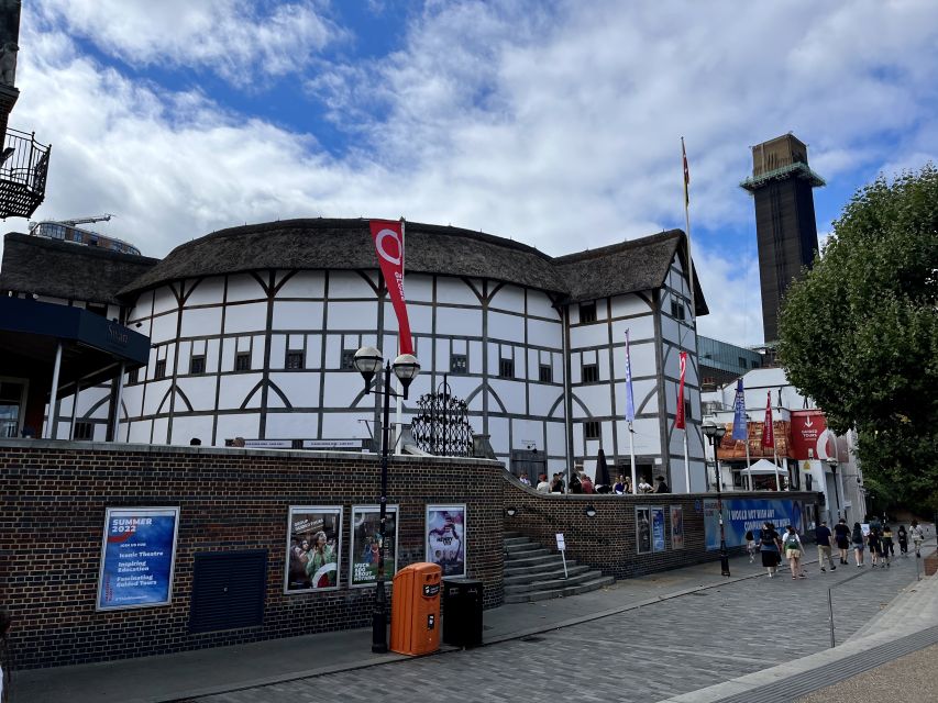 London: Witches and History Bankside Walking Tour - Shakespeare’s Globe and the witchcraft of the stage