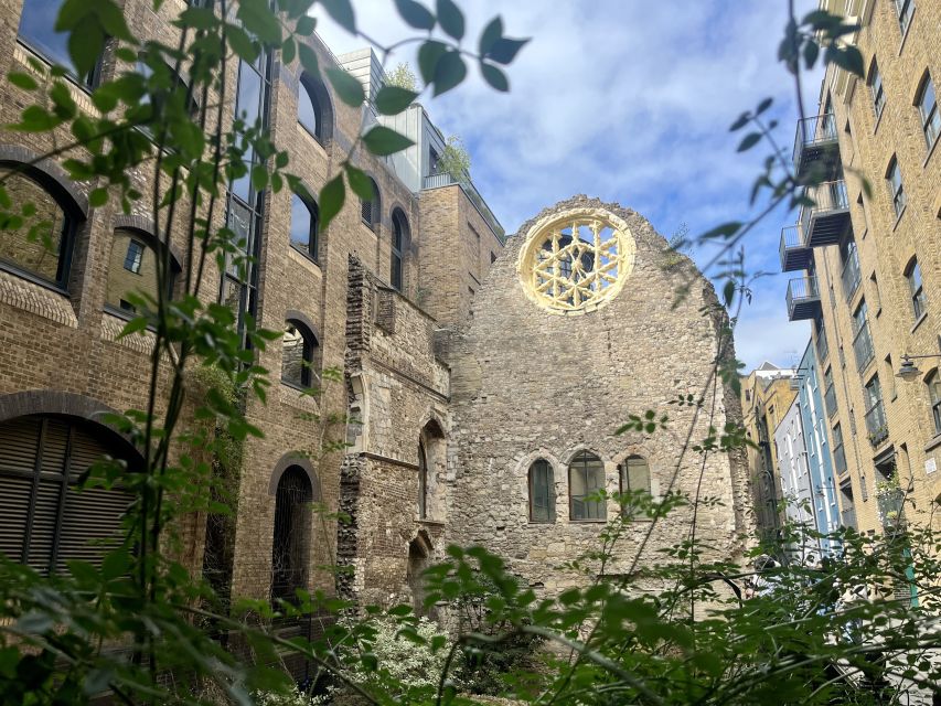 London: Witches and History Bankside Walking Tour - The witch stories: people, labels, and difficult questions
