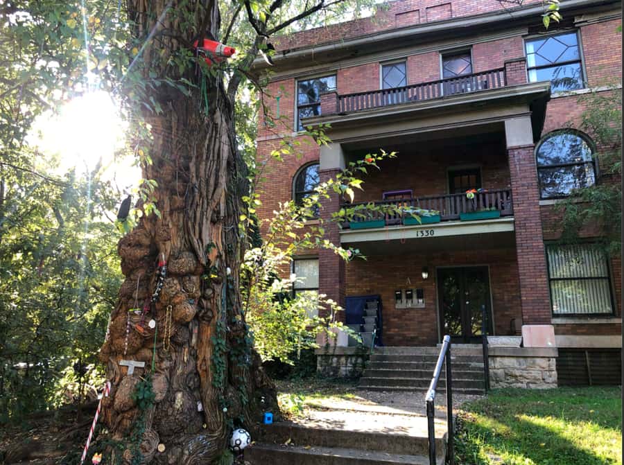 Louisville: Old Louisville Walking Ghost Tour - Key points of the Old Louisville ghost walk