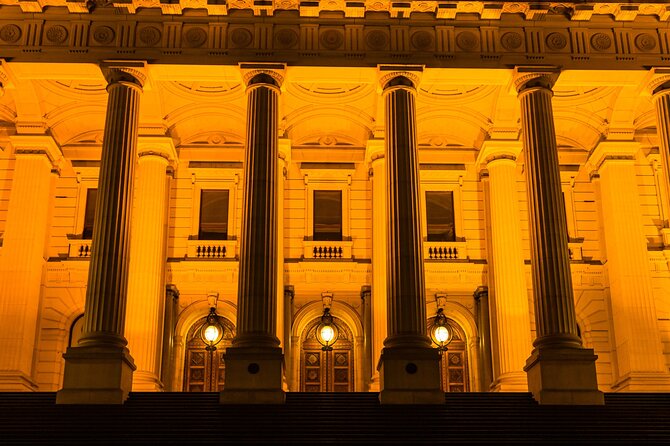 Melbourne Vampire Quest: Self-Guided Gothic Adventure - Gordon House Apartments and Her Majesty’s Theatre