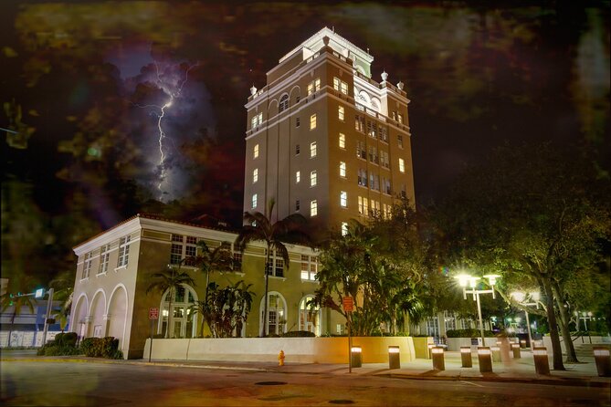Miami Haunts of South Beach Ghost Tour - Gianni Versace and a murder that changed the address