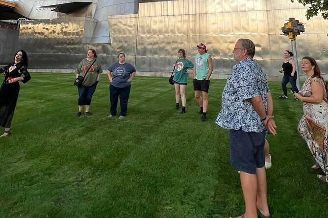 Minneapolis Ghost Bus Tour - The Foshay Tower and the longest stop