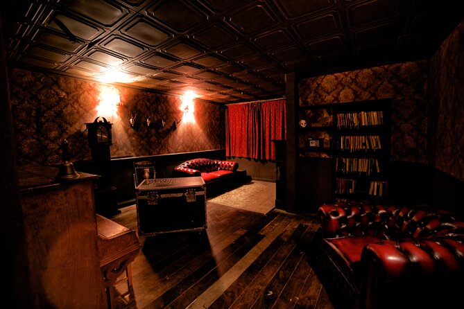 moviESCAPE Stockport Haunted House II Demon's Curse Escape Room - Entering the haunted room at Welkin Mill