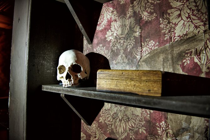 moviESCAPE Stockport Haunted House II Demon's Curse Escape Room - How the 90-minute challenge works