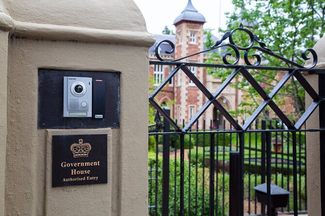 Murder-and-Macabre: True Crime Self-Guided Walking Tour of Perth - Old Court House Law Museum and the Hangman’s Hayday