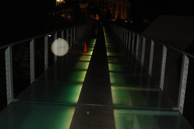 Murder & Mayhem Haunted History Walking Tour - How the group size affects the experience