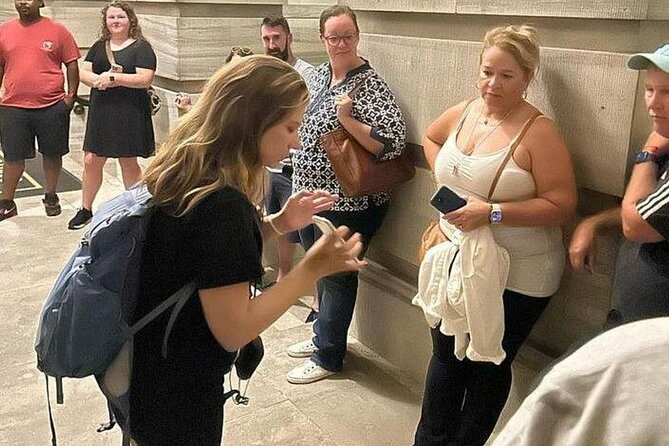 Nashville Ghost Hunt Music City’s Paranormal Investigation Tour - Meeting the guide at 9 p.m.