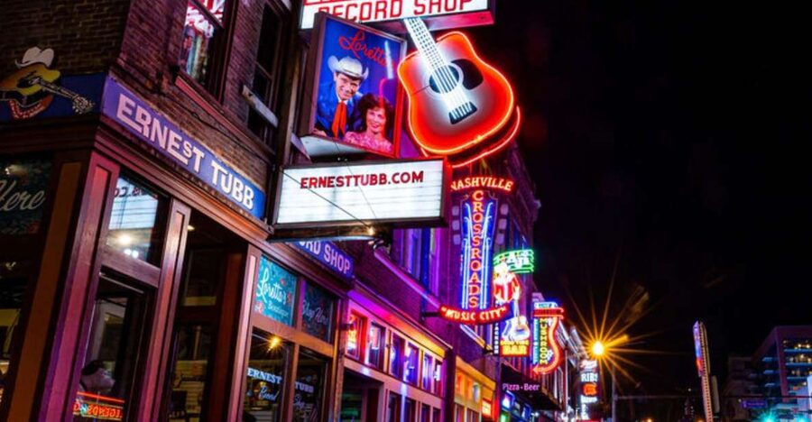 Nashville: Ghosts, Boos and Booze Haunted Pub Crawl - Nashville after dark, with a ghost story in every glass