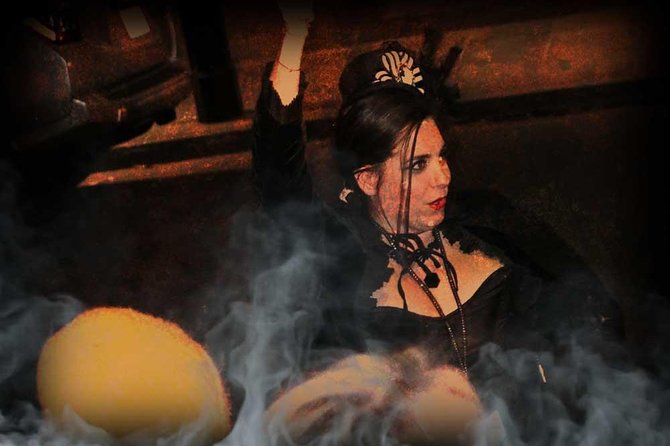 New Orleans Adults-Only Ghost, Voodoo and Vampire Tour - Jackson Square puts the stories in the city’s center