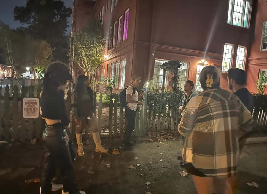 New Orleans Cocktails, History, Voodoo & Paranormal Tour - Why this tour works for dark-history fans