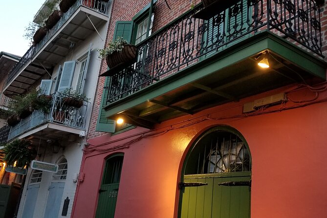New Orleans Evening Small-Group Haunted Walking Tour - What the guide can change