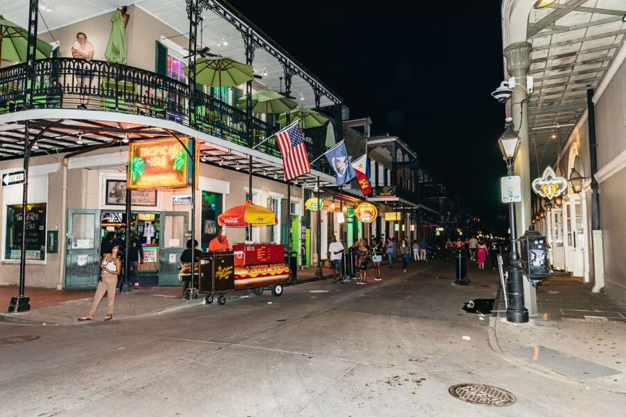 New Orleans: French Quarter Ghost Tour with Interior Visit - Key points to know before you book