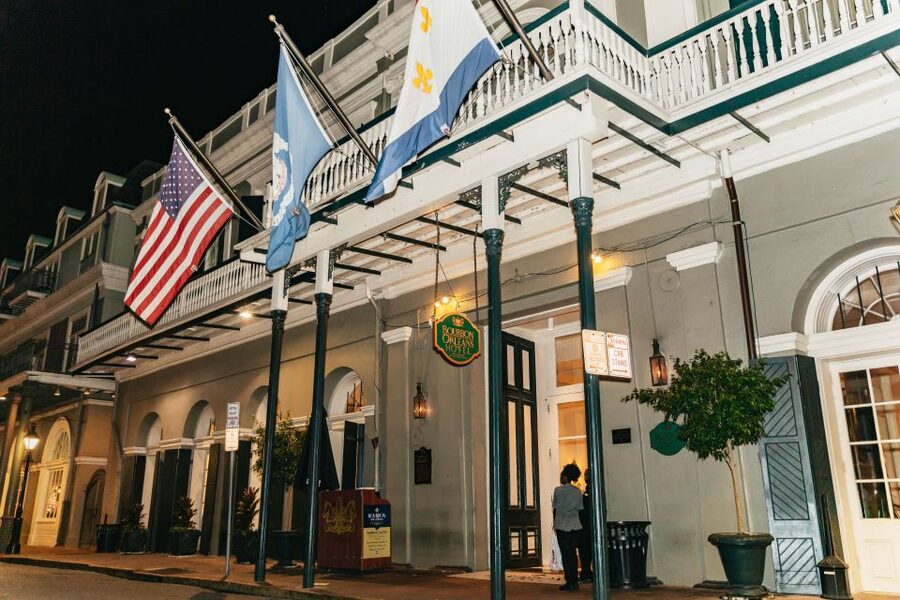 New Orleans: French Quarter Ghost Tour with Interior Visit - Bourbon Orleans Hotel and Pirates Alley