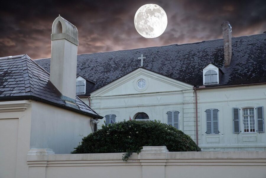 New Orleans: French Quarter, Witches, Voodoo, & Ghost Tour - Key points to know before you book