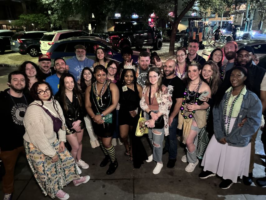 New Orleans: Ghost and Haunted Pub Crawl Tour with Free Shot - Key points to know before you book