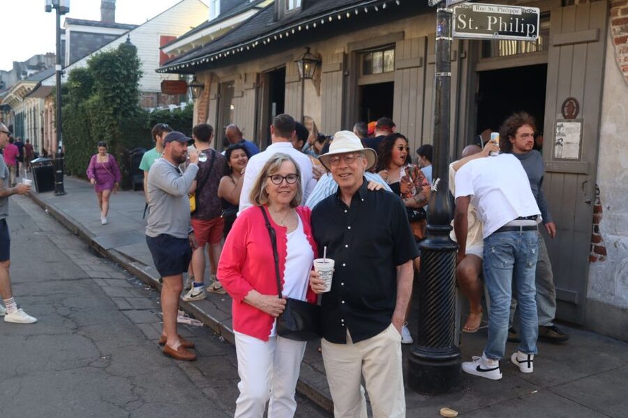 New Orleans: Ghost and Haunted Pub Crawl Tour with Free Shot - Weather, walking, and the practical side