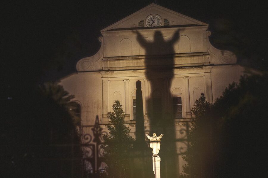 New Orleans: Ghost, Crime, Voodoo, and Vampires Guided Tour - A dark introduction beneath Armstrong Park