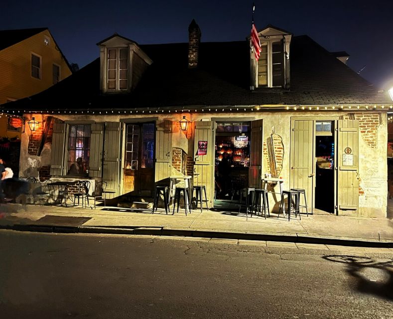 New Orleans Haunted Ghost, Voodoo & Vampire Walking Tour - Walking into New Orleans after dark