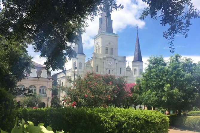 New Orleans Historical and Haunted Walking Tour - Walking through more than 10 French Quarter locations