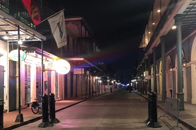 New Orleans History and Hauntings Tour - Stories that work for both adults and teens