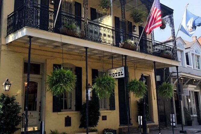 New Orleans History and Hauntings Tour - Ghost stories without a promise of ghosts