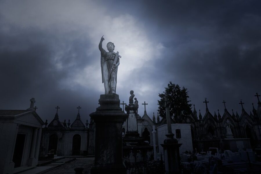 New Orleans: Night Cemetery and Ghost BYOB Bus Tour - Leaving the French Quarter for a darker New Orleans