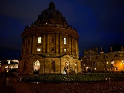 New: Oxford Costumed Ghost Tour In-Character