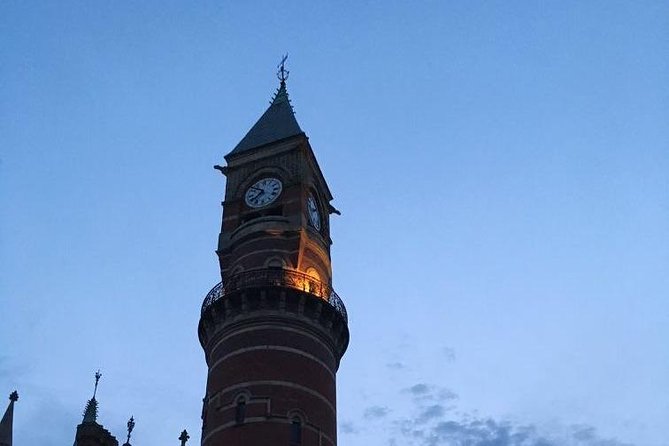 New York City Ghost Tour of Greenwich Village - Cherry Lane Theatre and a haunted churchyard