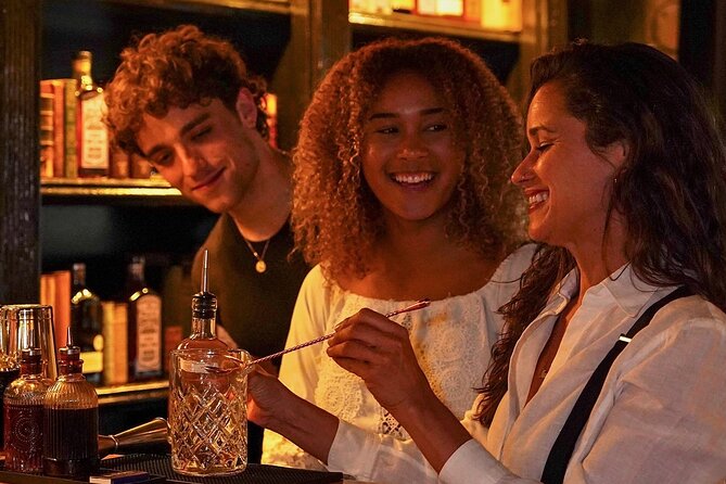 New York Greenwich Village Speakeasy and Ghost Tour (with pizza!) - Two Boots Pizza adds a needed food break