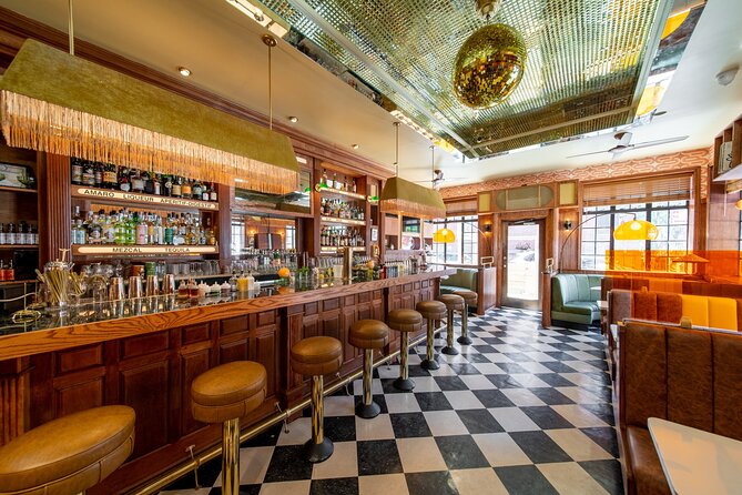 New York Greenwich Village Speakeasy and Ghost Tour (with pizza!) - The Garrett completes the bar portion