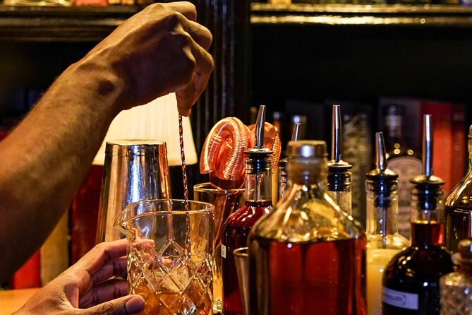 New York Greenwich Village Speakeasy and Ghost Tour (with pizza!) - Four haunted places with four different stories