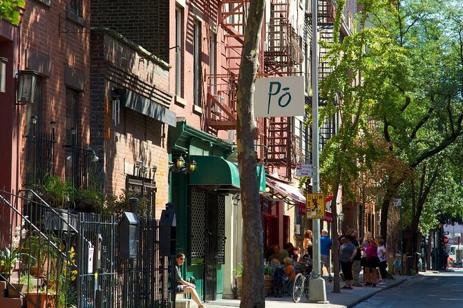 New York Greenwich Village Speakeasy and Ghost Tour (with pizza!) - What the two-hour pace feels like
