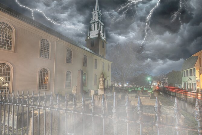 Newport Ghosts: Seaside Hauntings and Hags Tour - What this Newport ghost walk is really like