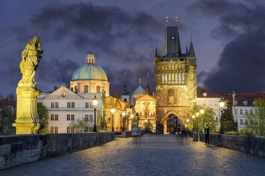 Night tour: Dark Side of Prague with Craft Beer - How to make the most of the evening