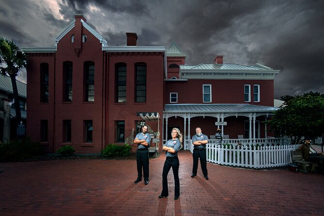 Old Jail After Dark Paranormal Experience - Inside the Old Jail Museum after midnight