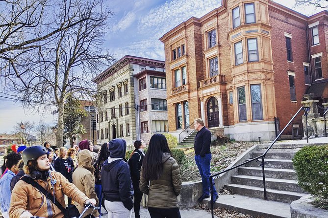 Old Louisville Ghost Tour as Recommended by The New York Times @ 4th and Ormsby - Who should book this tour?