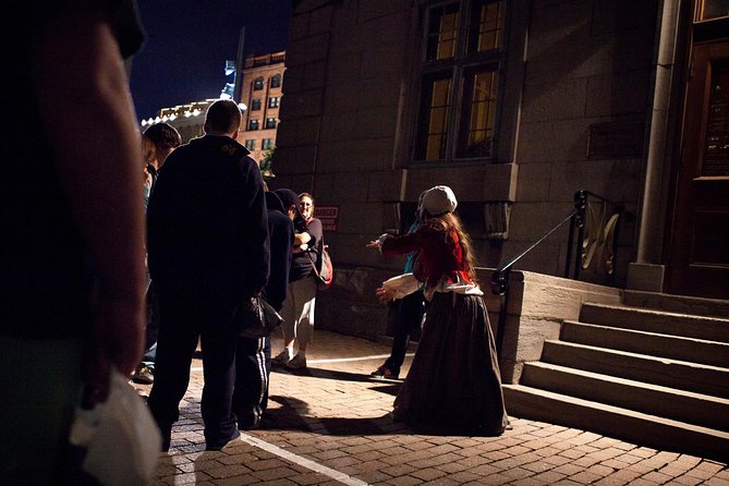Old Montreal Ghost Walking Tour - Practical details for a smoother evening