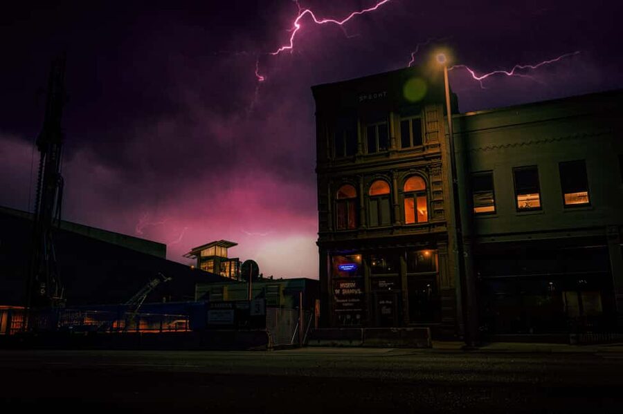 Omaha Ghost Tours: Otherworld Oblivion & Omens - Who will enjoy this Omaha ghost walk?