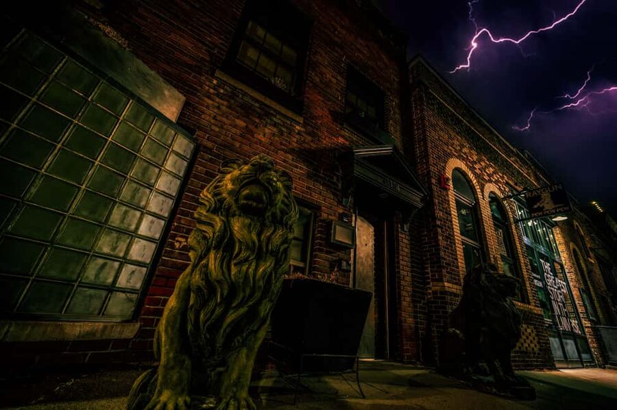 Omaha Ghost Tours: Otherworld Oblivion & Omens - Seven stops, seven different kinds of fear