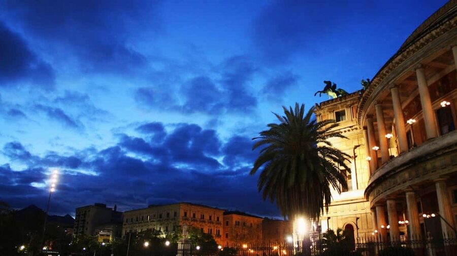 Palermo's Dark Shades: Ghost, Crime and Tasting Walking Tour - Key points to know before you book