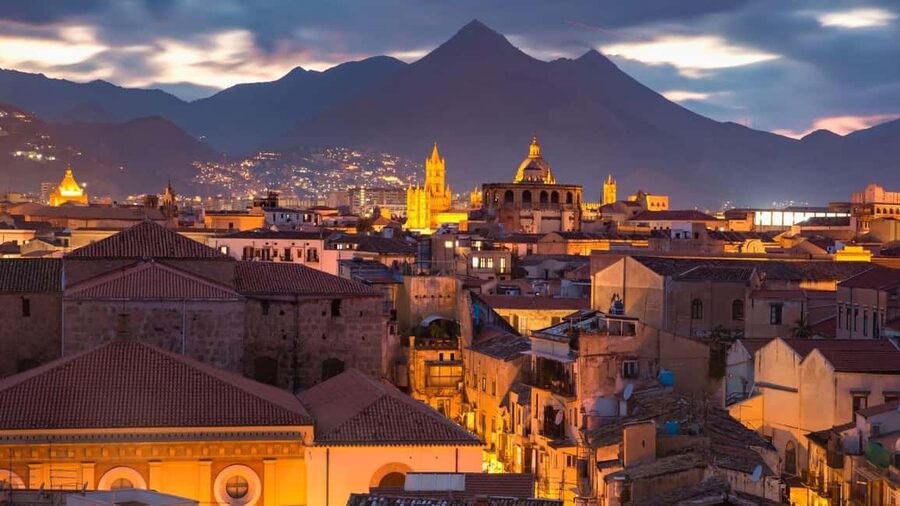 Palermo's Dark Shades: Ghost, Crime and Tasting Walking Tour - Palermo after dark, with a sharper edge