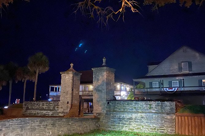 Paranormal Encounter in St. Augustine - Inside the Oldest Wooden School House