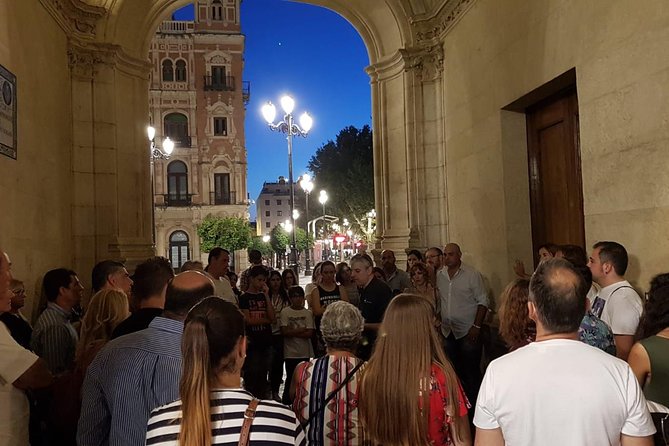 Paranormal Seville Tour in Spanish - Starting at Plaza Nueva and Seville City Hall
