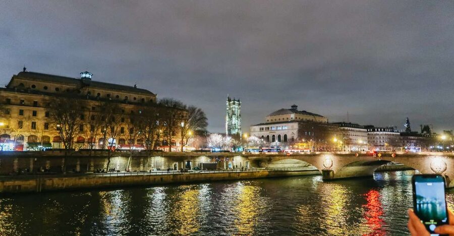 Paris: Dark History and Ghostly Guided Walking Tour - Meeting near Île de la Cité