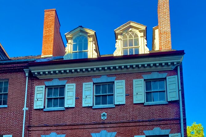 Philadelphia Haunted Ghost Smartphone Guided Audio Walking Tour - What the smartphone format does well