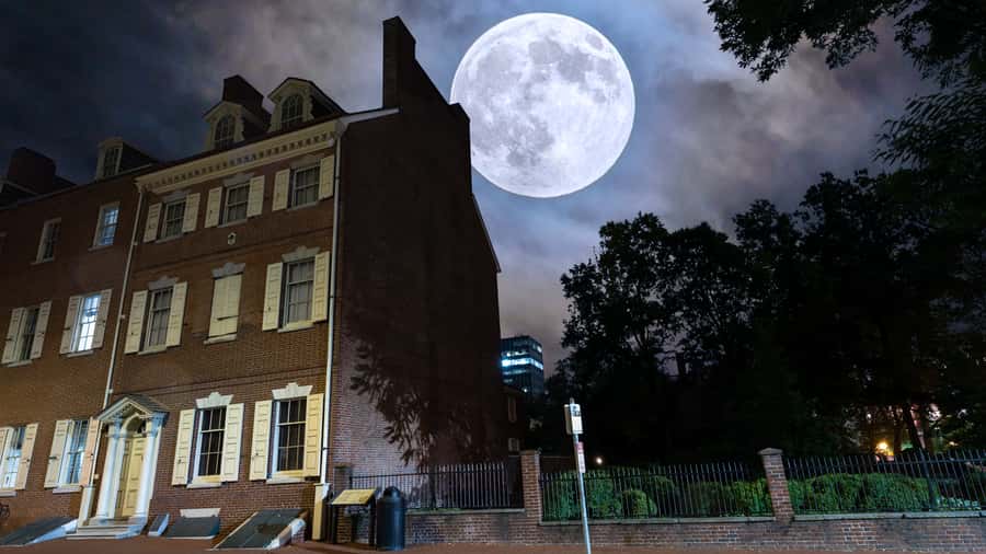 Philly Ghosts: Phantoms of Philadelphia Tour - How the storytelling affects the experience